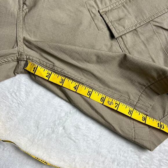 Levi’s Carrier cargo shorts khaki size 29 NWT - Picture 7 of 8